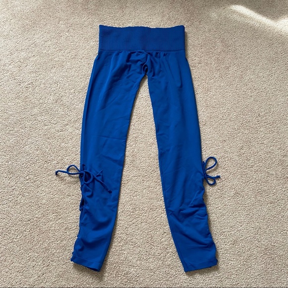 SOLD ✅ - Picture 3 of 4